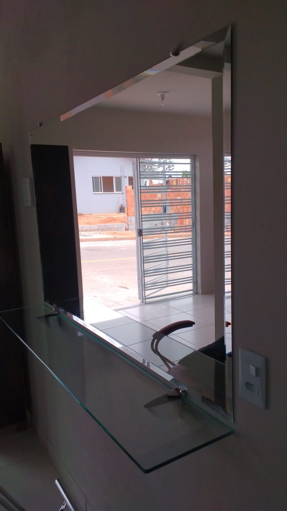 ESPELHO COM PRATELEIRA EM VIDRO.jpeg ESPELHO COM PRATELEIRA EM VIDRO.jpeg